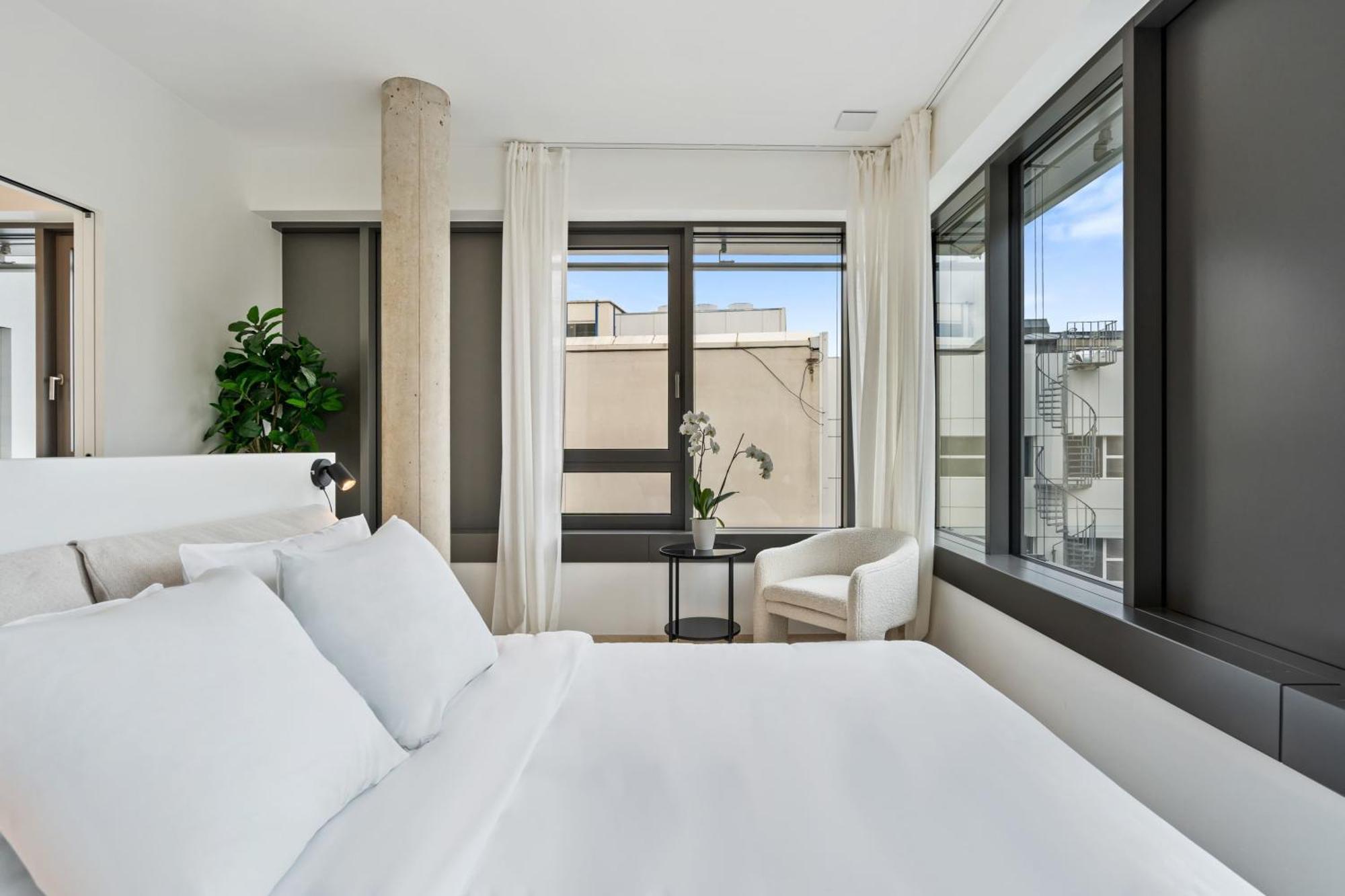 Ferienwohnung Elegant 2Br With Balcony In Heart Of Luxemburg Exterior foto